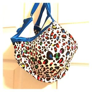 Feel Gorgeous and wild in this Cacique 42C bra